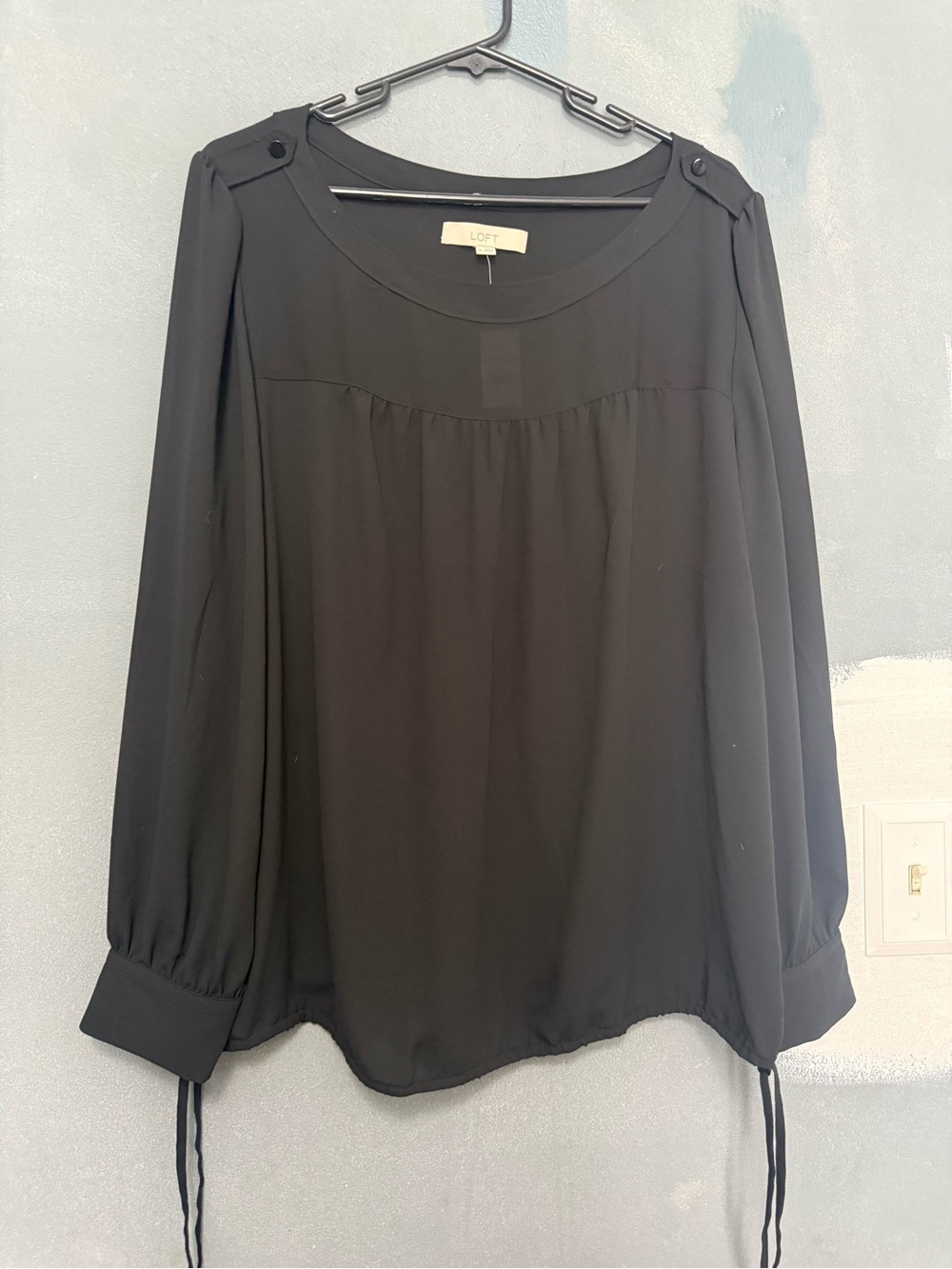 LOFT Black Long-Sleeve Tie-Hem Blouse